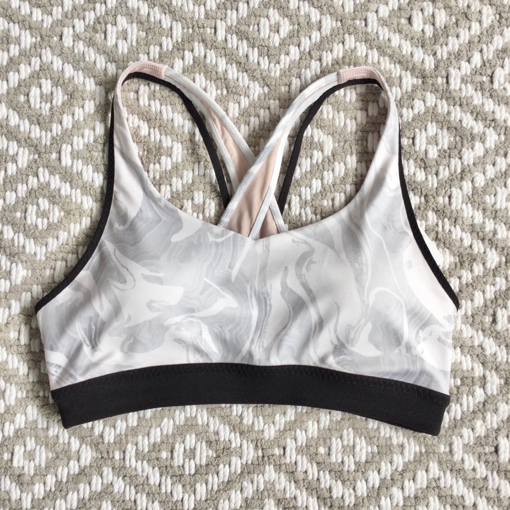 NWT Athleta Marble Swirl Gray Pink Sports Bra